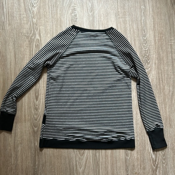 Striped sweater - Picture 4 of 4